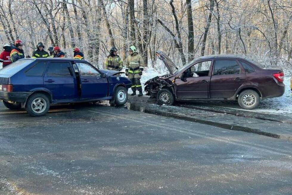 Полицейские ищут свидетелей аварии на Кумысной поляне, в которой травмировался пятилетний мальчик