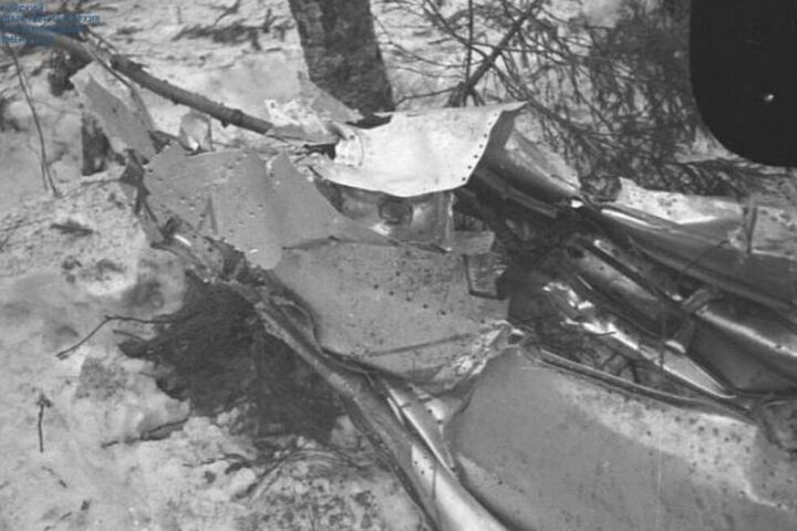 55-лет со дня гибели Юрия Гагарина. В госархиве обнародовали фото с места авиакатастрофы и рассказали о версиях ЧП