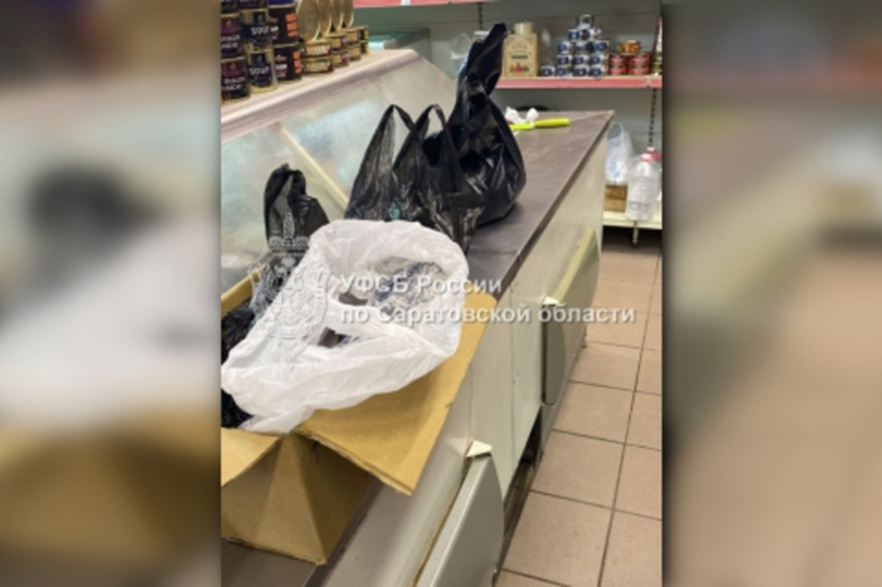 Суд вынес наказание женщине, которая незаконно торговала черной икрой на одном из рынков Саратова