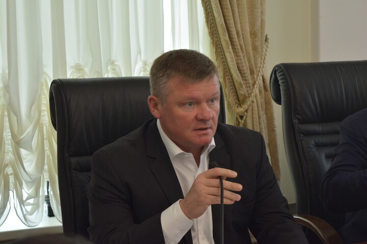 Глава региональной облдумы и бывший мэр Саратова продолжает стремительное падение в федеральном медиарейтинге