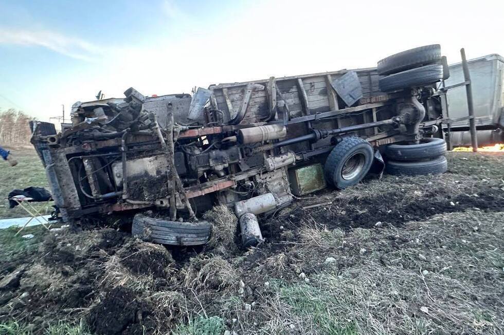 На окраине Саратова произошло массовое ДТП с грузовиком: есть пострадавшие