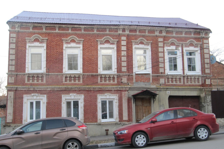 Власти за 800 тысяч рублей решили убедиться в ценности нескольких старинных домов в Саратове и Энгельсе