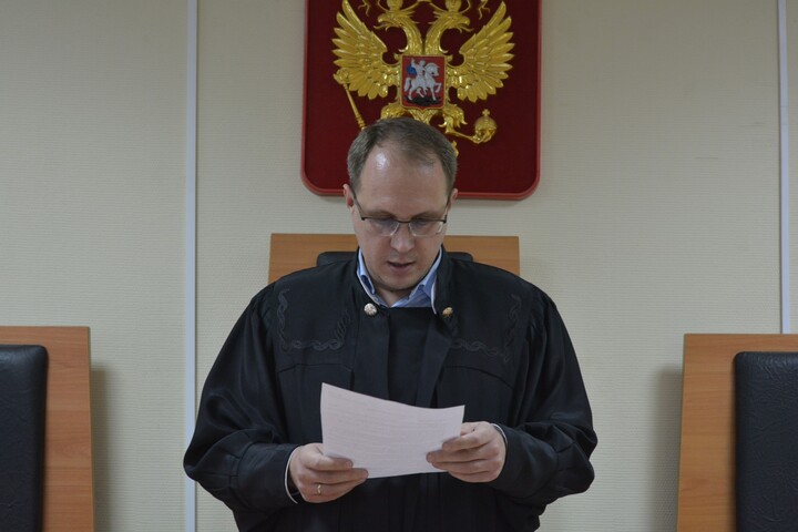 Суд отказал СК в отстранении Дмитрия Плеханова от должности главы Энгельсского района