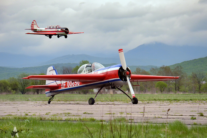 Накануне Дня Победы в Саратов прилетит пилотажная группа из четырех самолетов