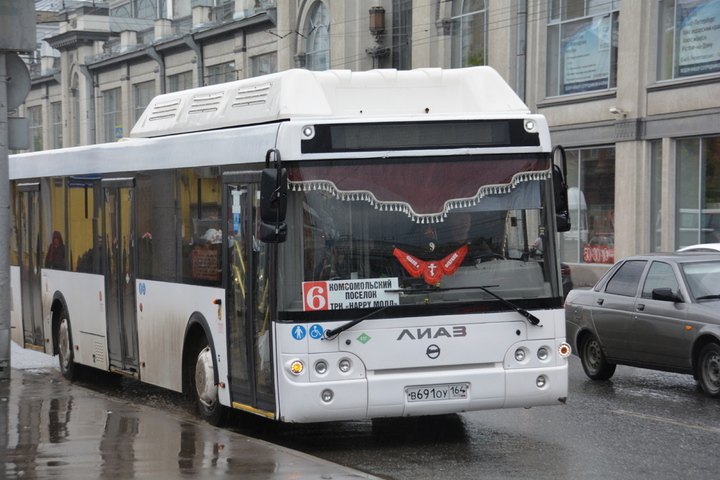 Чиновник назвал сроки выхода «более свежих» автобусов на двух популярных маршрутах в Саратове