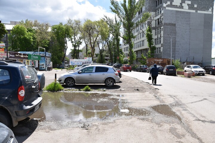 Летом в Саратове дополнительно отремонтируют 8 улиц (при торгах цена упала на четверть)