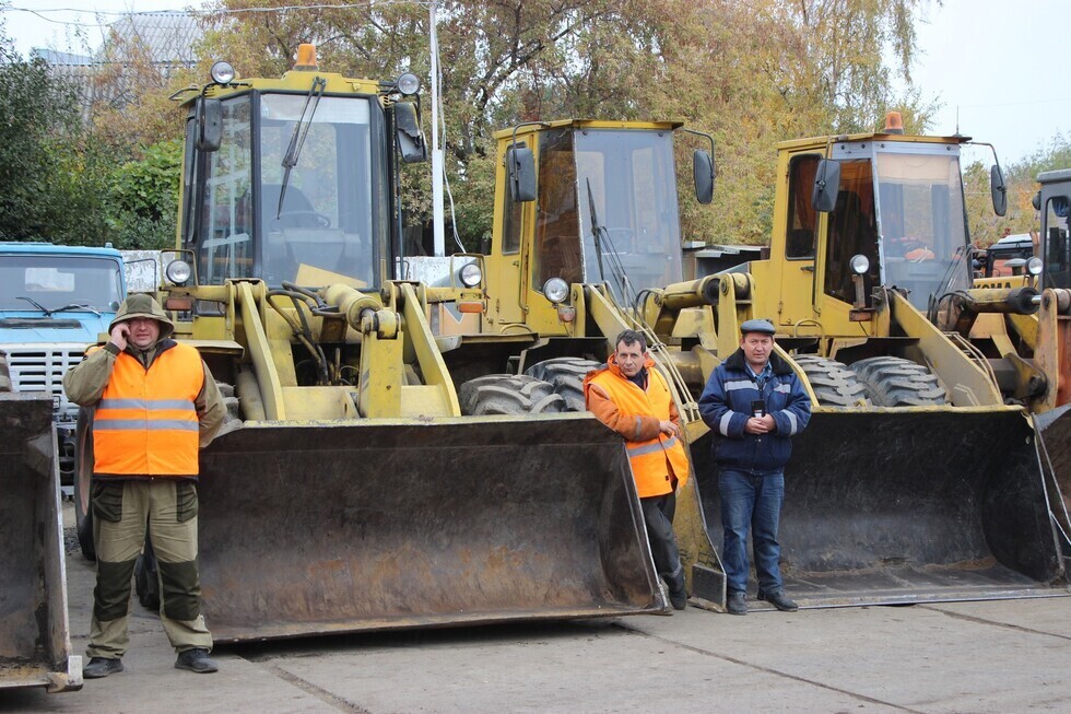 На уборку мостов в Саратове, Петровске, Сторожевке и так далее потратят больше 82 миллионов рублей