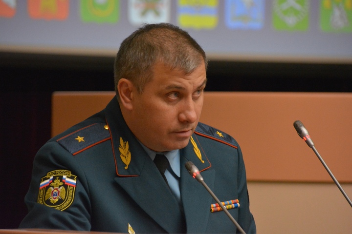 Глава ГУ МЧС назвал села в Гагаринском районе, до которых пожарные будут ехать более 30 минут, а также заявил, что в Саратове работает только каждый третий гидрант