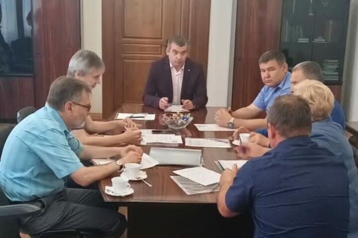 Чиновники определились с кандидатами на пост главы Базарно-Карабулакского района. Предыдущего обвиняют в превышении полномочий