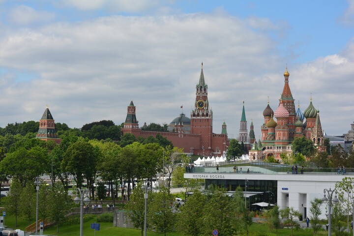 Подсчитано, сколько «квадратов» жилья можно купить в Москве, если продать целую квартиру в Саратове