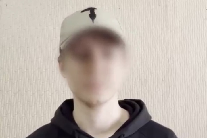 Полицейские задержали 19-летнего саратовца, который из-за долгов и кредитов решил стать курьером мошенников (видео)