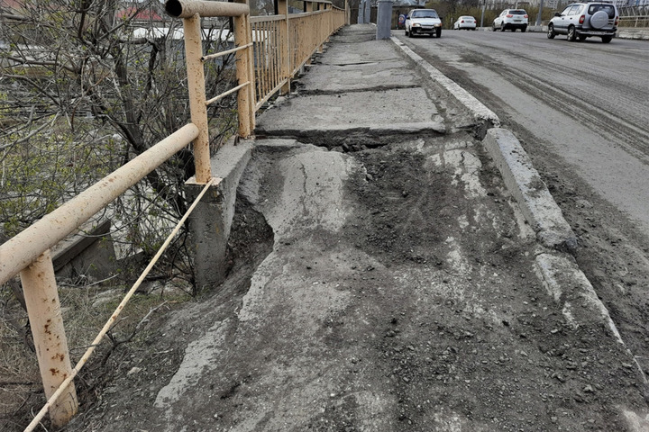 Власти все-таки решили починить разрушающийся путепровод в Саратове (но не в этом году)