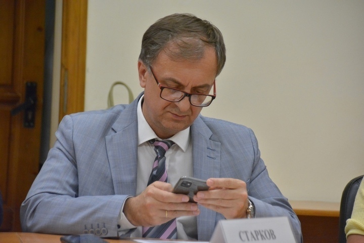 Саратовский министр запретил подчиненным пользоваться техникой Apple: подписан официальный приказ