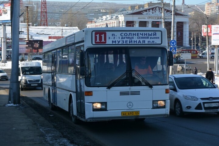 Автобусам №11 вновь поменяли схему движения (но только на неделю)