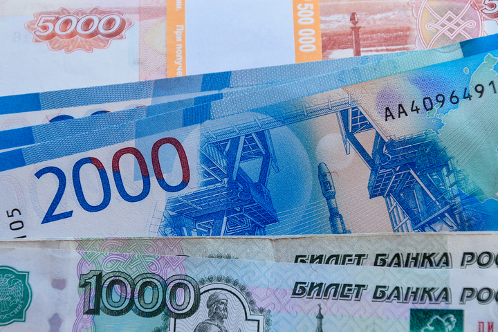 Зарплатное неравенство в Саратовской области превышает 81 тысячу рублей