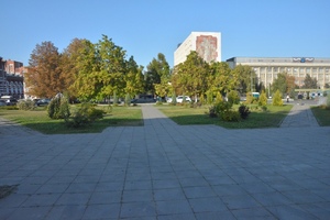В Саратове сквер назвали в честь Героя России, но два месяца спустя обещанной мэром таблички так и не появилось