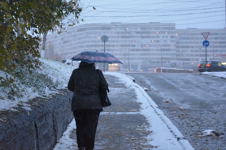 Мокрый снег и сильный ветер: МЧС предупреждает жителей региона о резком похолодании
