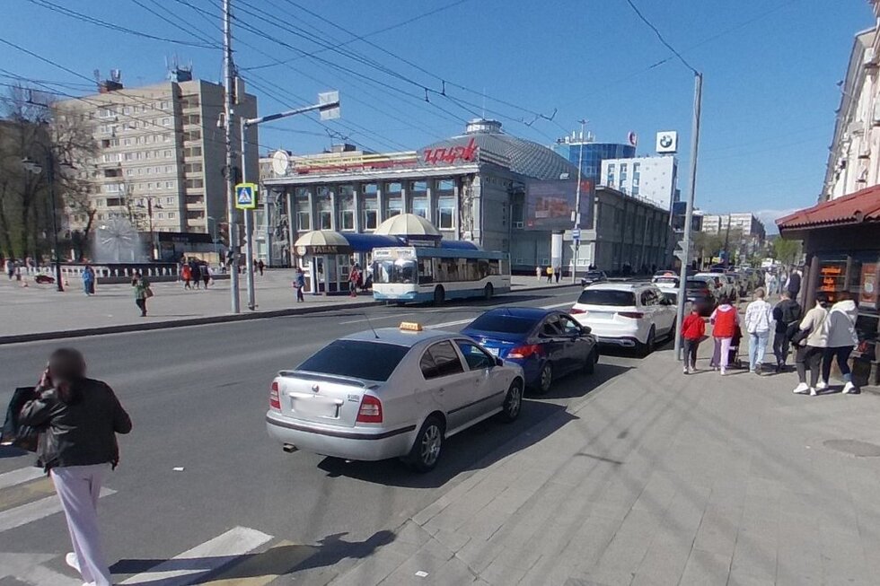 Запрет парковки на Чапаева, светофор у онкоцентра и новые «зебры» на Усть-Курдюмской: в Саратове изменили организацию движения на ряде улиц