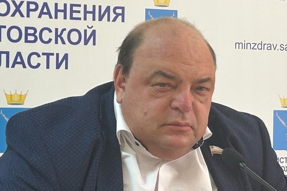 Министр Костин: в Саратовской области умерли два человека, которые болели коронавирусом