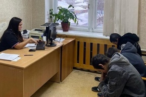 В Саратове задержаны трое подростков, закидавших «вечный огонь» снегом: самому старшему всего 13 лет