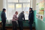 Прокуратура заинтересовалась замерзающей школой в Лысогорском районе
