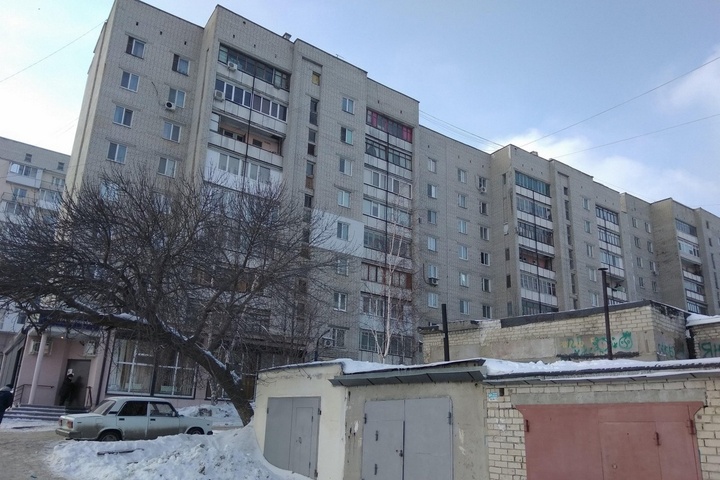 Чиновники решили во дворе девятиэтажки в Ленинском районе построить ещё одну девятиэтажку и спросили мнение жильцов