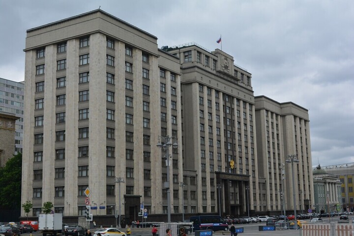 Штрафы за лайки: в Госдуму внесен закон, предлагающий поменять систему привлечения к ответственности за возбуждение ненависти и дискредитацию ВС РФ