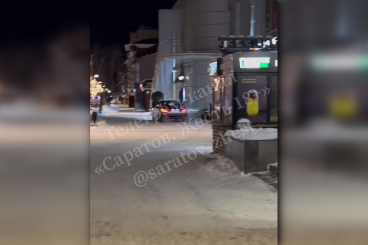Владелец иномарки заехал на проспект Столыпина: в Госавтоинспекции рассказали на сколько его оштрафовали