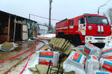 Утром в Ленинском районе полыхал склад. Пожарные рассказали, из-за чего могло начаться возгорание 
