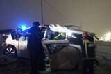 Три человека пострадали в столкновении минивэна со столбом на трассе рядом с Дубками
