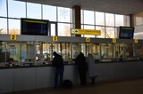 Междугородний маршрут, где число автобусов увеличили до 10, остался бесхозным: на поиски нового перевозчика уйдет полтора месяца