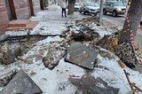 «Идешь по льду и скатываешься в пропасть»: саратовчанка рассказала об ужасном состоянии центральной улицы города