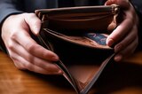 Компания, имущество которой сейчас распродают, восемь месяцев не платила сотрудникам