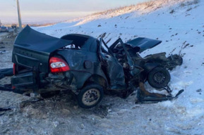 Авария с пятью пострадавшими у поворота на Татищево: один из пассажиров скончался