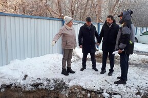 Власти Саратова третий день не могут устранить крупную коммунальную аварию: часть Кировского района осталась без воды