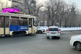 Сломавшийся трамвай перекрыл перекресток в центре города и остановил движение электротранспорта по пяти маршрутам