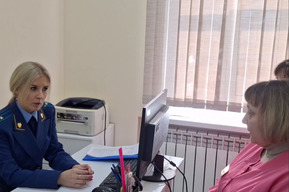 Сотрудники межрайонной детской поликлиники рассказали о зарплате в 20 тысяч рублей: прокуратура начала проверку