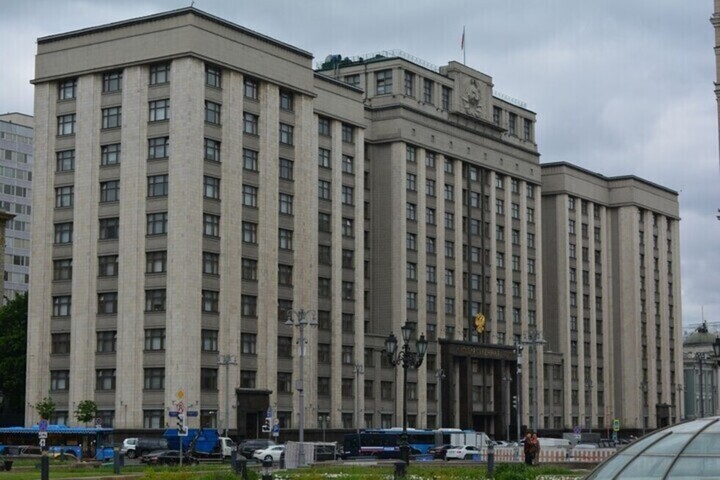 Если не хватает стажа и баллов при достижении пенсионного возраста, что делать?