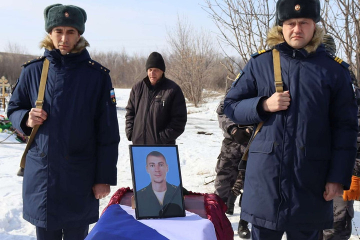 В ходе спецоперации погибли добровольцы из Романовского и Краснокутского районов