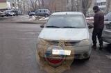 В микрорайоне Улеши водитель «Логана» сдавал назад и переехал пенсионерку