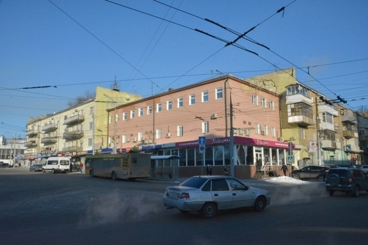 Судьба дома на Привокзальной площади снова оказалась в руках Саратовского областного суда