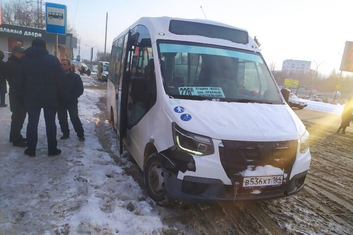 За работу 19 автобусных маршрутов из Саратова на протяжении неполного месяца чиновники доплатят более 10 миллионов