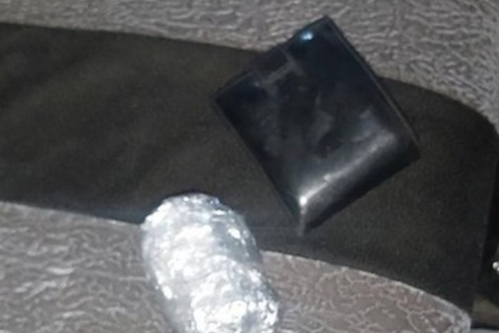 Полицейские задержали покровчанина с крупной партией экстази 