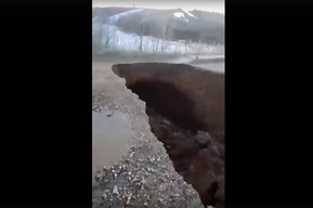 «Земля рушится моментально»: в посёлке Советское рухнула плотина