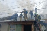 В центре Саратова полыхал частный дом