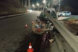 На спуске от Аэропорта «Гранта» протаранила барьерное ограждение: пострадал водитель