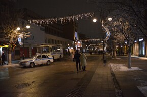 На проспекте Столыпина четырёхлетнего мальчика ударила током скульптура снеговика. Под суд пойдёт начальник отдела МУПа