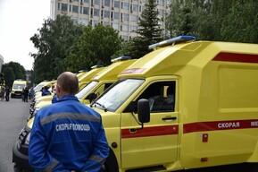 Опозорились: зарплаты врачей «скорой» в Саратовской области не дотягивают до средних в ПФО, а заработки медсестер одни из самых низких в Поволжье