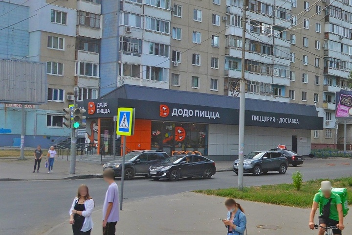 Суд потребовал снести часть пиццерии «Додо Пицца» в Заводском районе