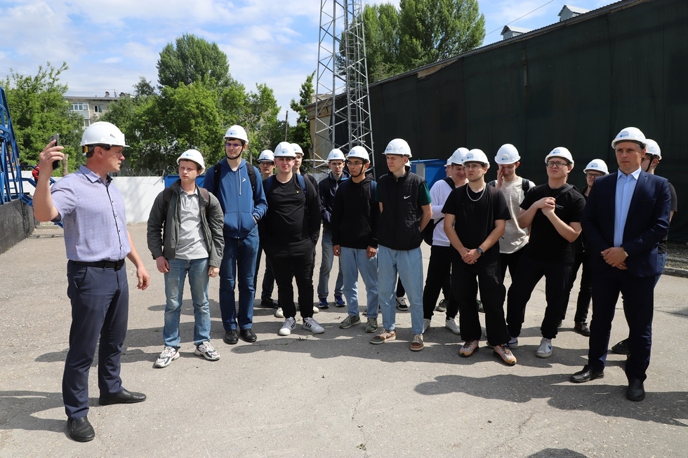 Энергетики «Россети Волга» организовали экскурсию на ПС «Западная» для студентов Вавиловского университета
